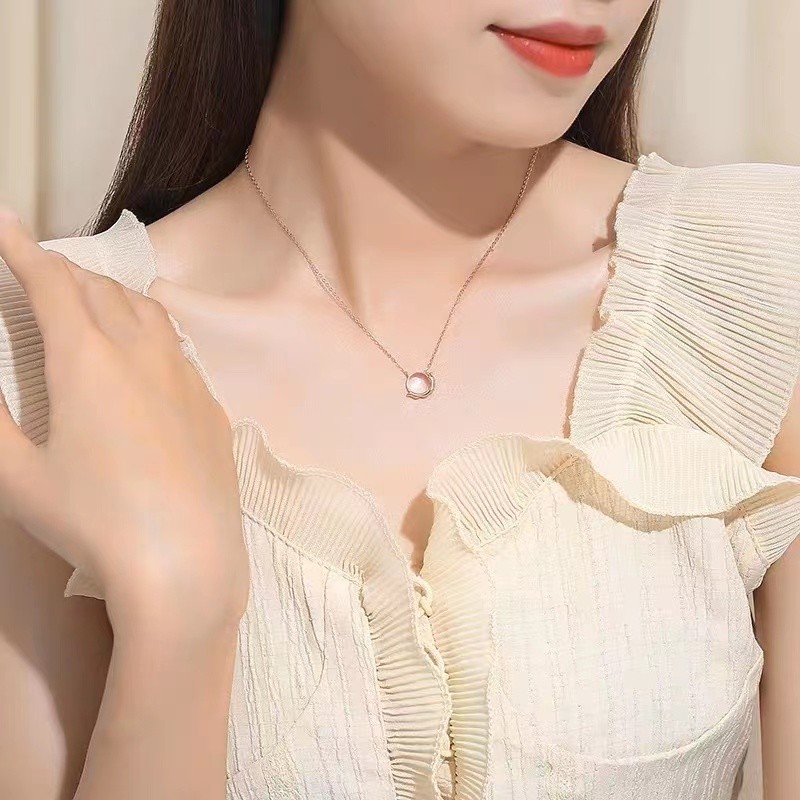 天然ムーンストーンネックレス