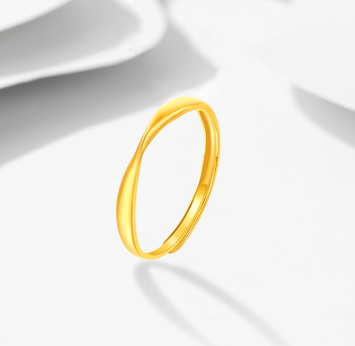 メビウスゴールドリング